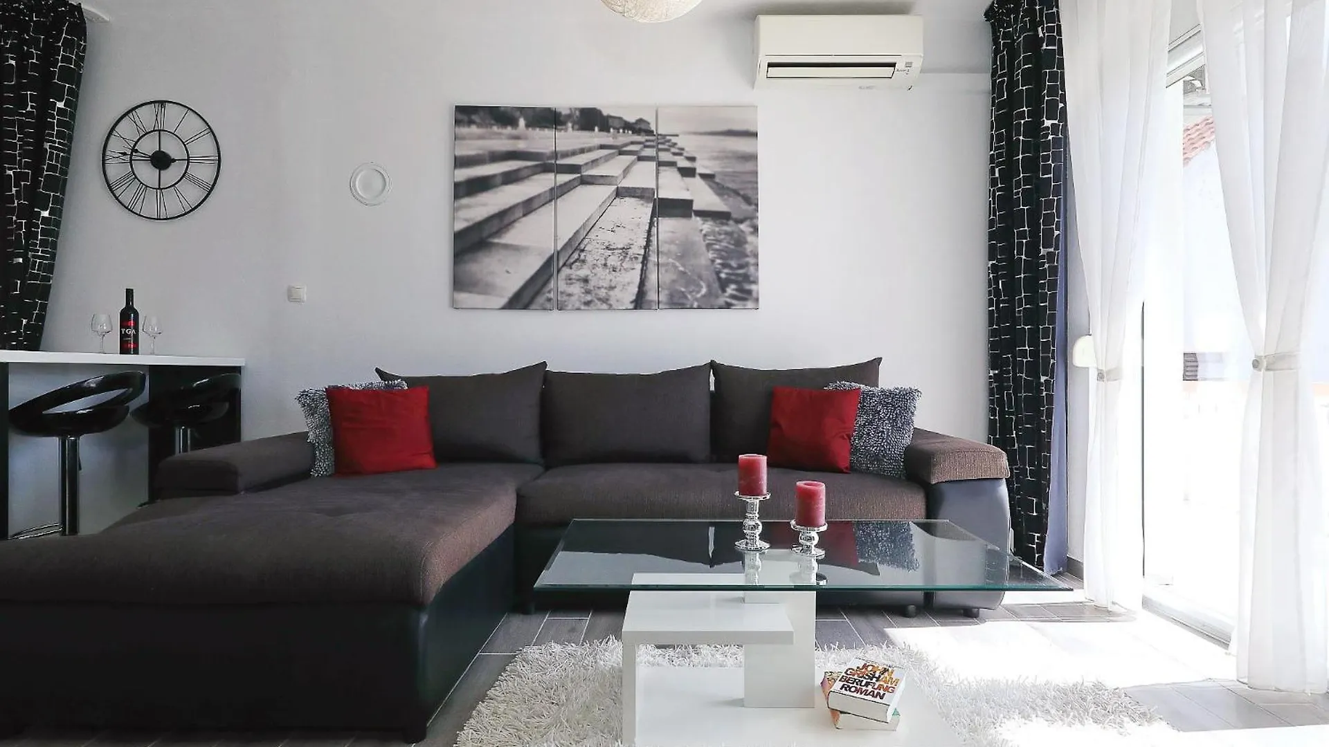 Marina, No 2 Apartment Rovanjska