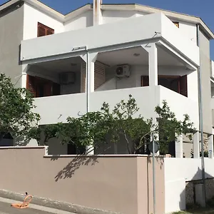 Apartman Rubis, Rovanjska